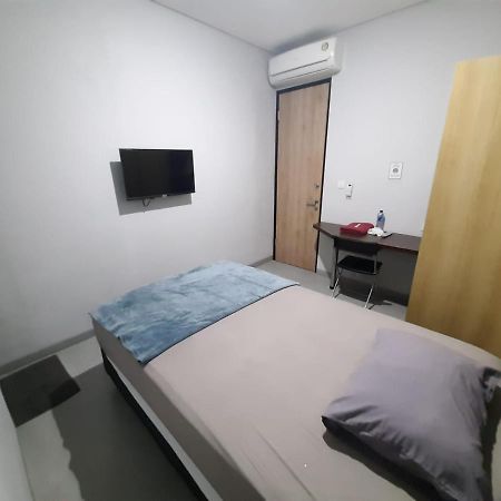 Готель Oyo Life 92770 Cozy Puri 22 Джакарта Екстер'єр фото