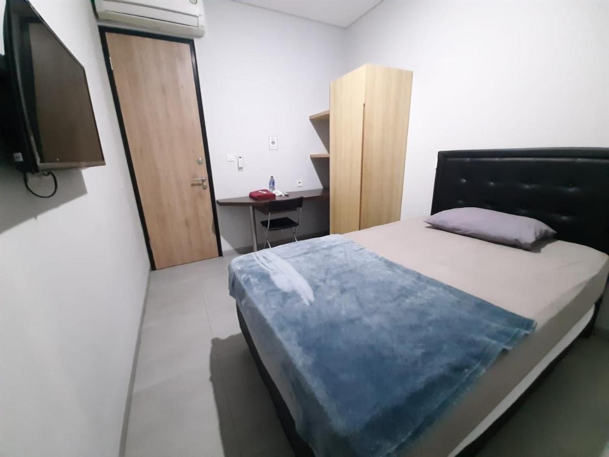 Готель Oyo Life 92770 Cozy Puri 22 Джакарта Екстер'єр фото