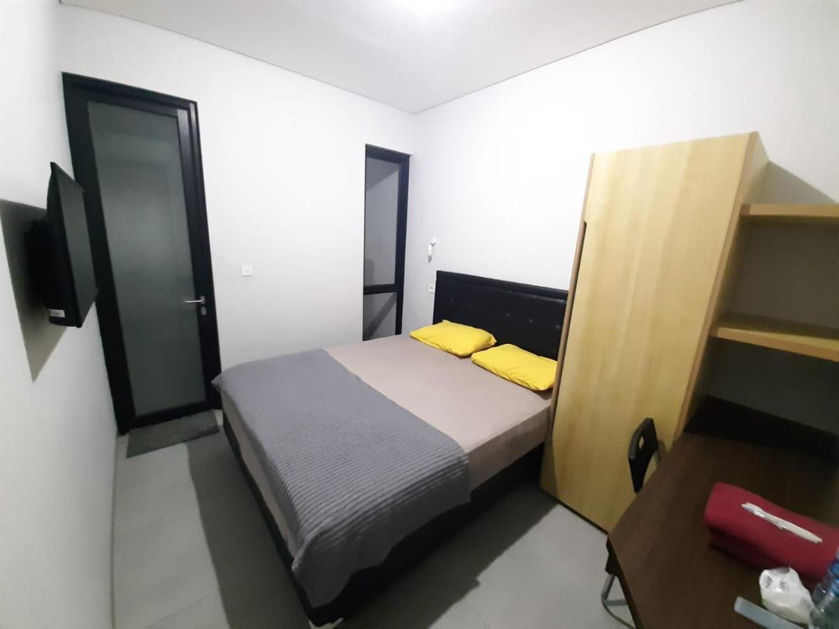 Готель Oyo Life 92770 Cozy Puri 22 Джакарта Екстер'єр фото