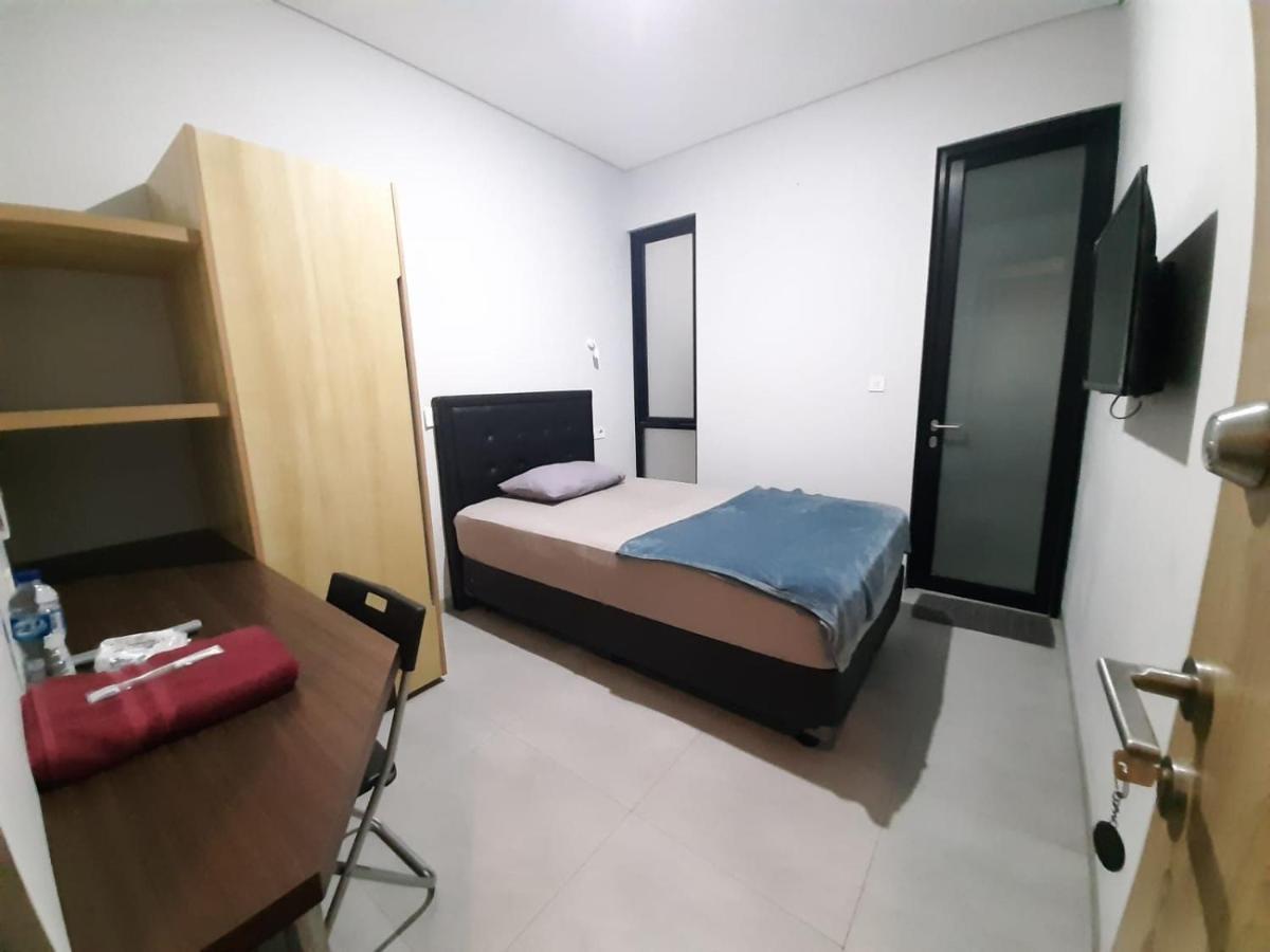 Готель Oyo Life 92770 Cozy Puri 22 Джакарта Екстер'єр фото